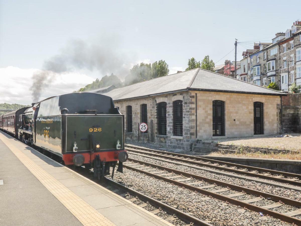 Evening Star Engine Shed Whitby Exterior foto