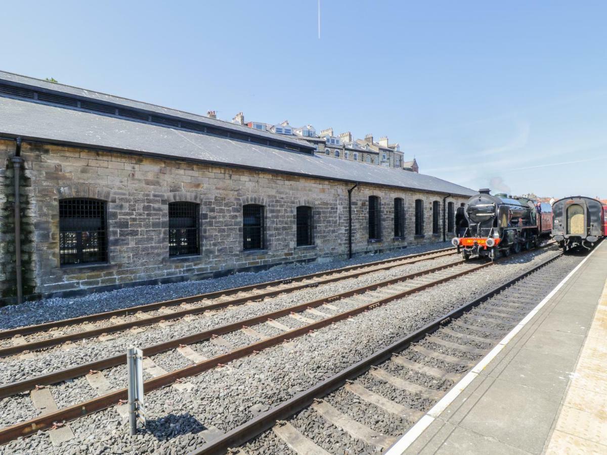 Evening Star Engine Shed Whitby Exterior foto